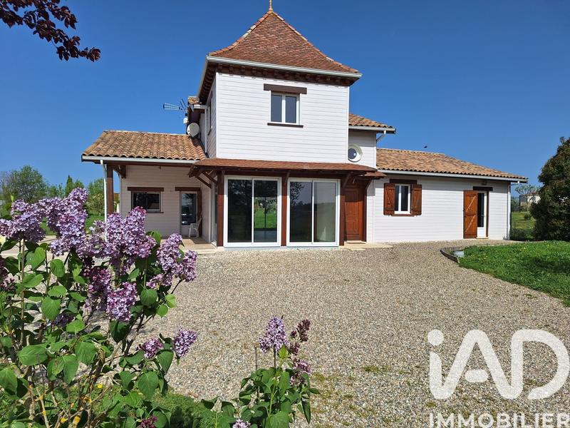 Maison - 152 m² - 6 pièces