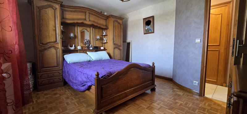 Maison - 156 m² - 9 pièces