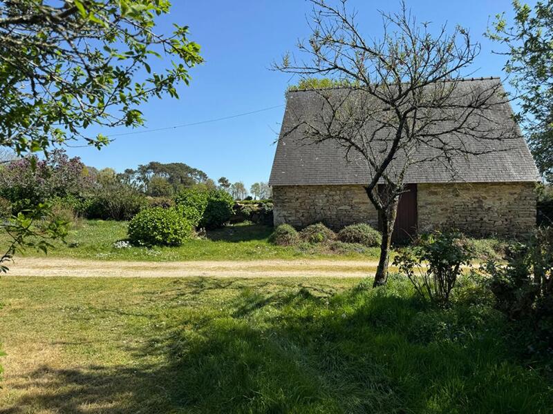 Propriété - 90 m² - 3 pièces