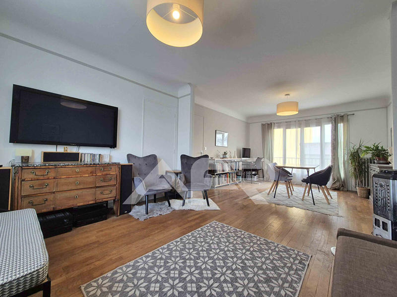 Maison - 100 m² - 5 pièces