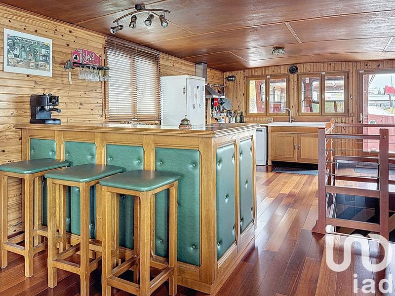 Appartement - 215 m² - 7 pièces