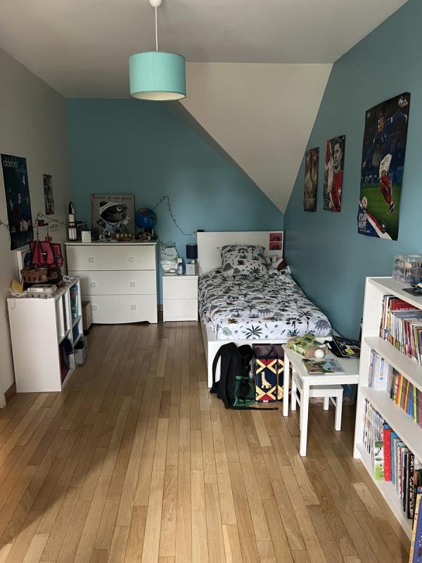 Maison - 136 m² - 7 pièces