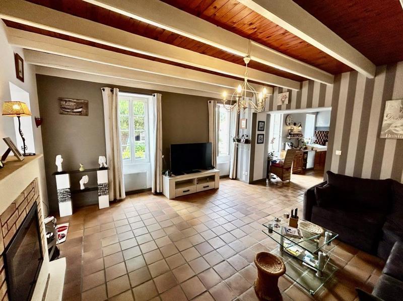 Longère - 220 m² - 7 pièces