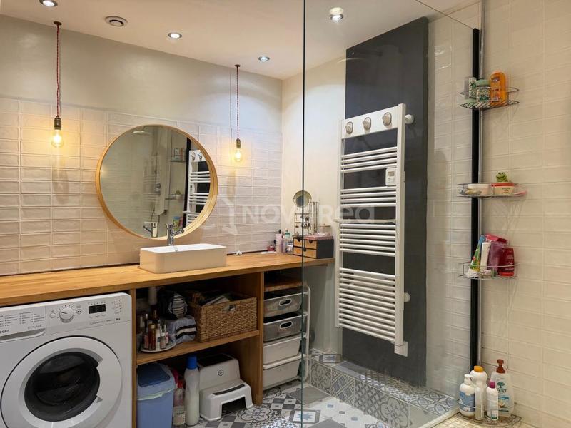 Appartement - 104 m² - 6 pièces