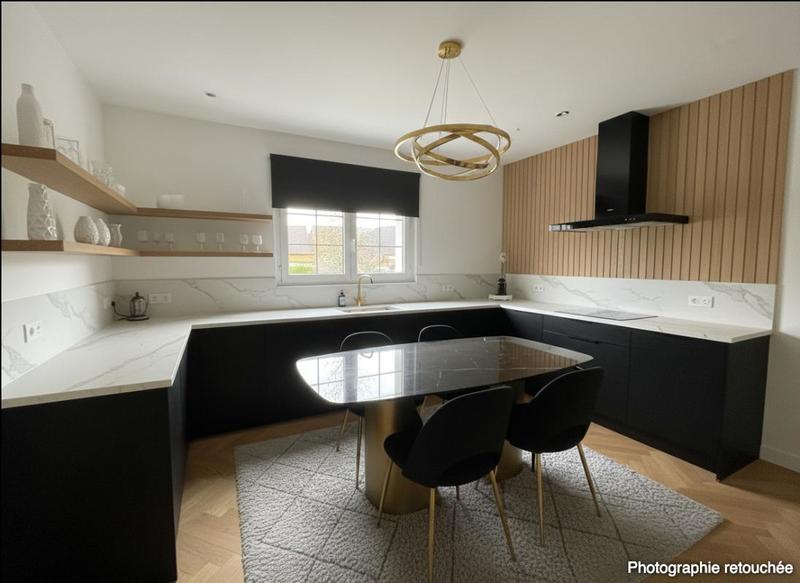 Maison - 187 m² - 8 pièces