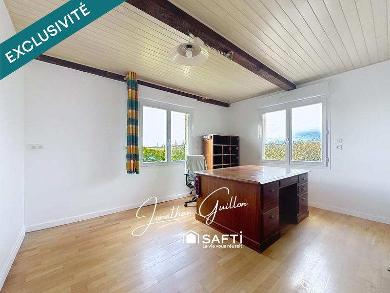 Maison - 272 m² - 8 pièces