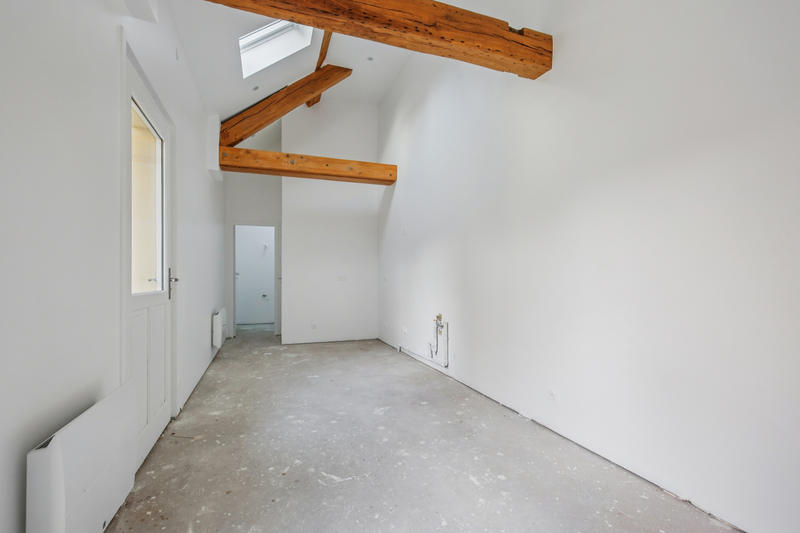 Maison - 210 m² - 10 pièces