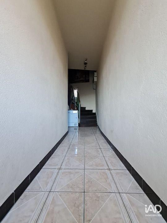 Maison - 234 m² - 11 pièces