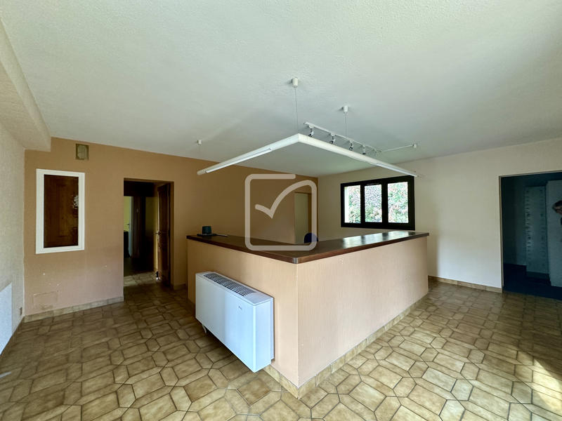 Bureau - 165 m² - 12 pièces