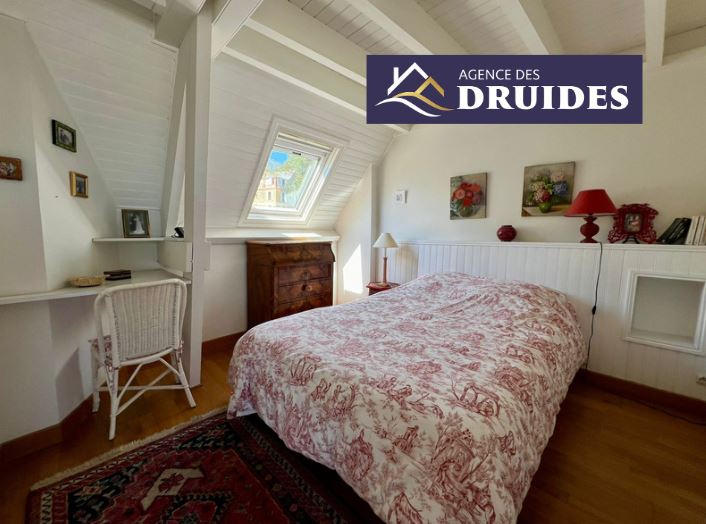 Appartement - 90 m² - 6 pièces