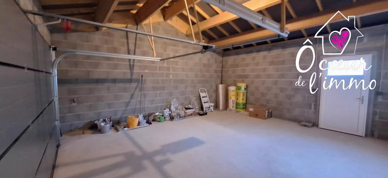 Maison - 99 m² - 5 pièces