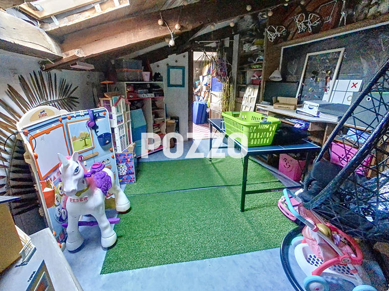 Immeuble - 244 m² - 10 pièces