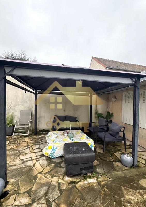 Maison - 112 m² - 6 pièces