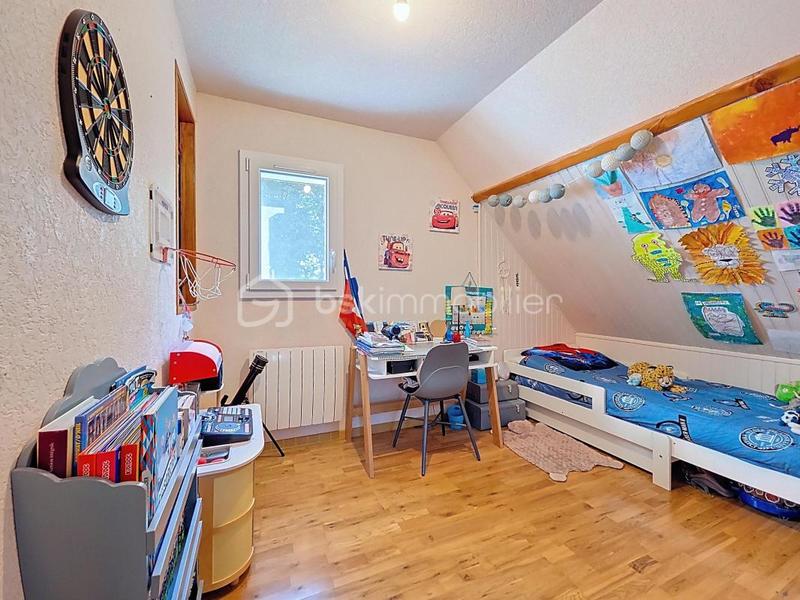 Maison - 115 m² - 6 pièces