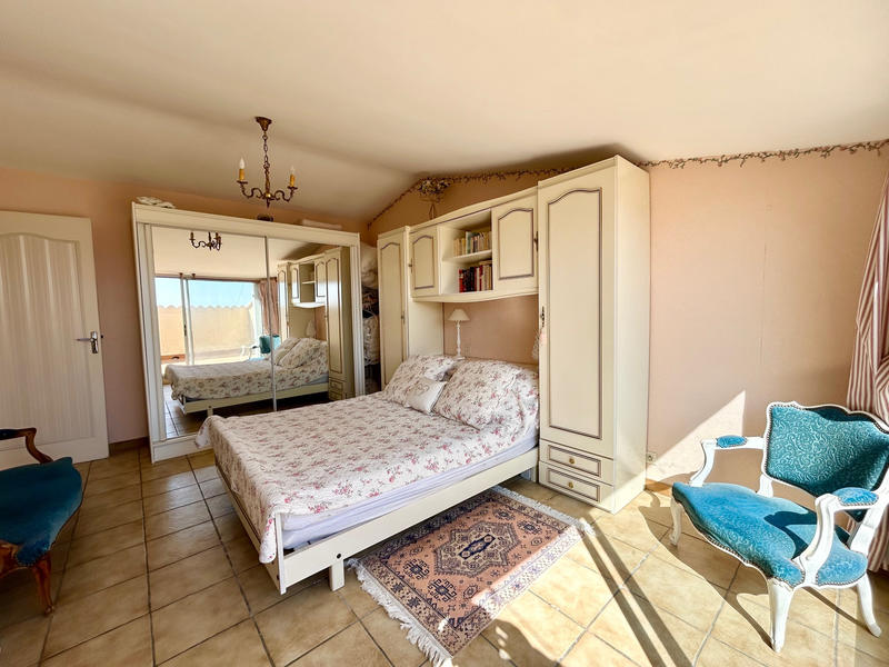 Appartement - 125 m² - 4 pièces