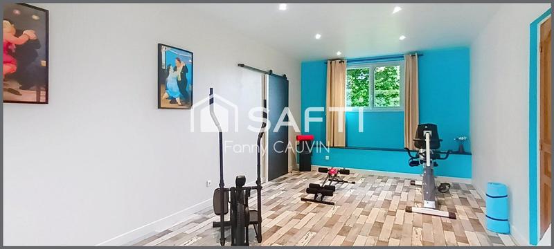 Maison - 240 m² - 8 pièces