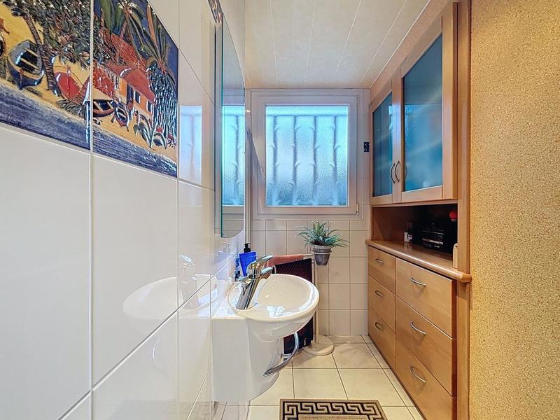 Maison - 166 m² - 7 pièces