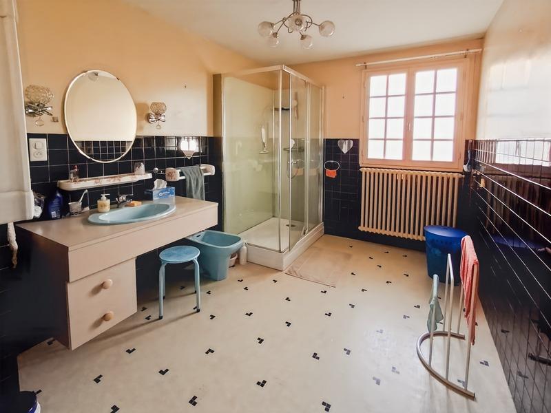 Maison - 176 m² - 6 pièces