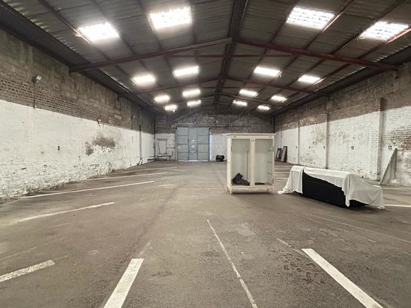 Maison - 285 m² - 1 pièce