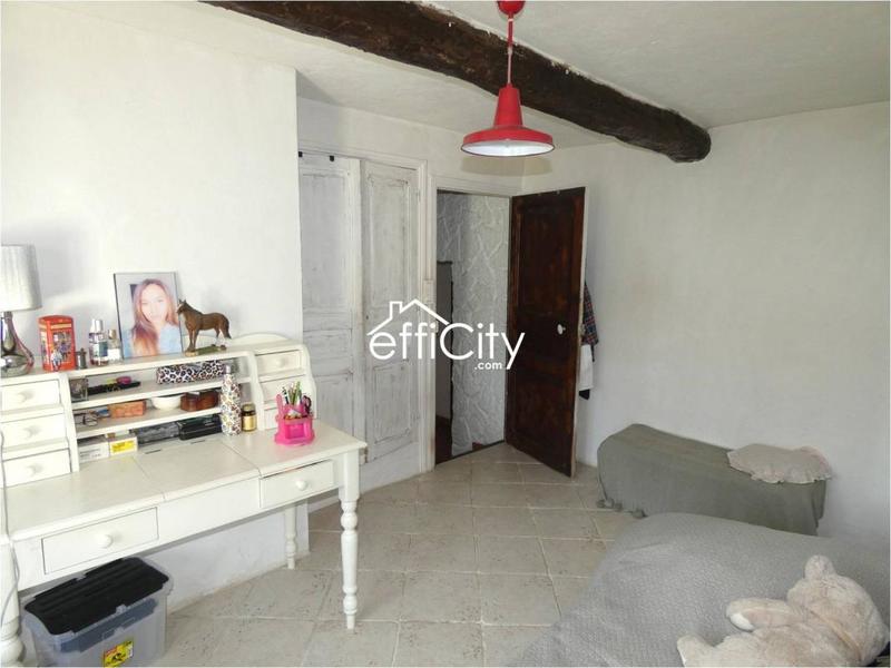 Maison - 134 m² - 7 pièces