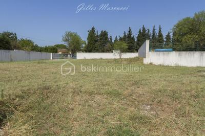 Terrain - 606 m²