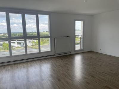 Appartement - 90 m² - 3 pièces