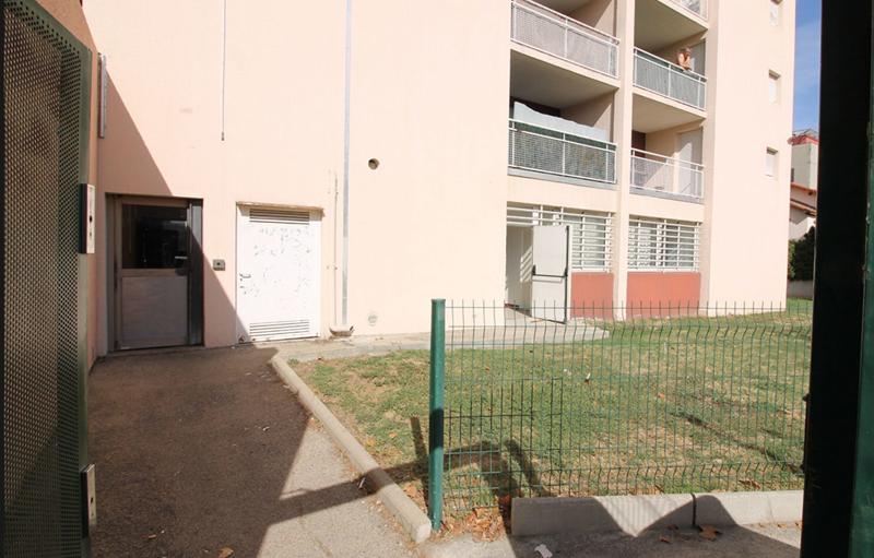 Local commercial - 206 m² - 6 pièces