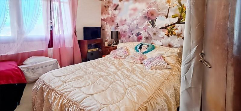 Maison - 170 m² - 8 pièces