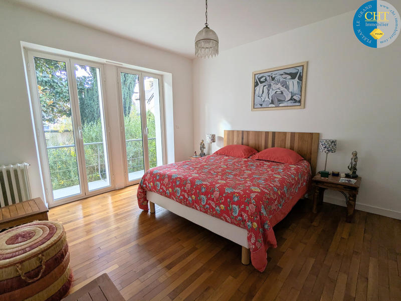 Maison - 179 m² - 7 pièces