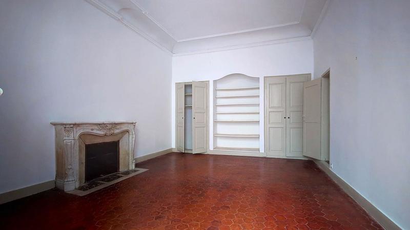 Appartement - 131 m² - 6 pièces