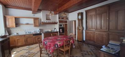 Maison de maîtres - 310 m² - 12 pièces