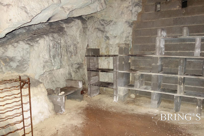 Maison ancienne - 110 m² - 40 pièces