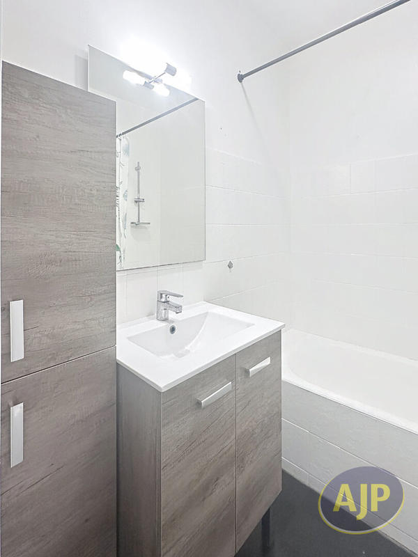 Maison - 47 m² - 2 pièces