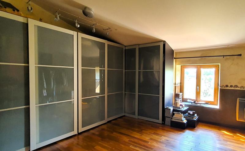 Maison - 232 m² - 14 pièces