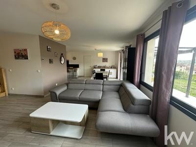 Maison - 117 m² - 5 pièces