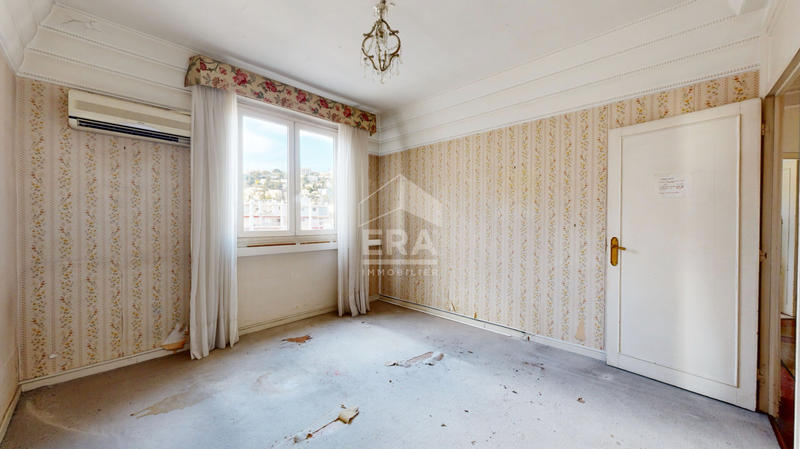 Appartement - 156 m² - 6 pièces