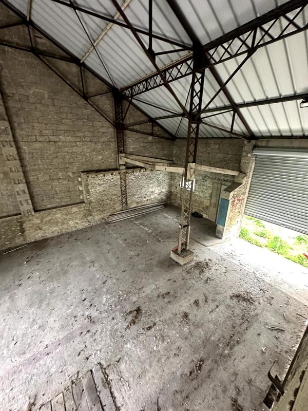 Immeuble - 200 m² - 2 pièces