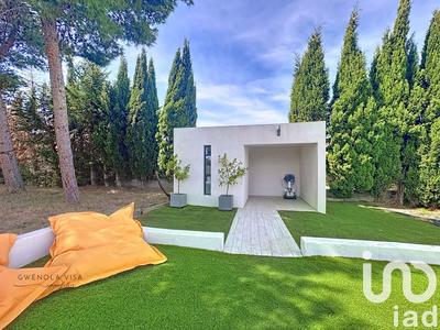 Maison - 260 m² - 6 pièces