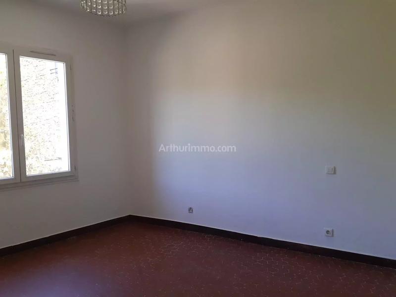 Appartement - 120 m² - 3 pièces