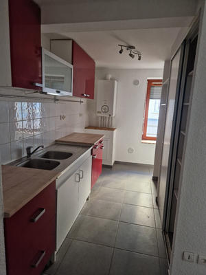Appartement - 85 m² - 3 pièces