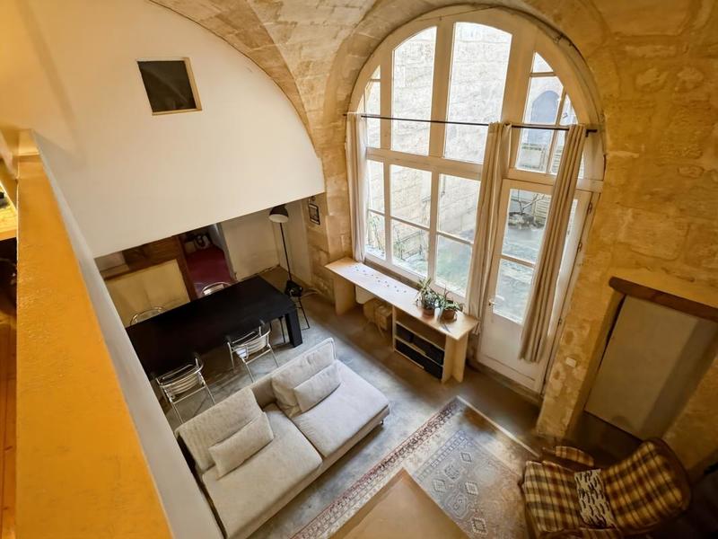 Appartement - 85 m² - 3 pièces