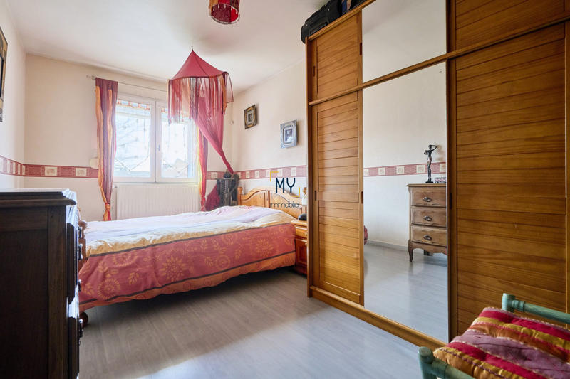 Maison - 88 m² - 4 pièces