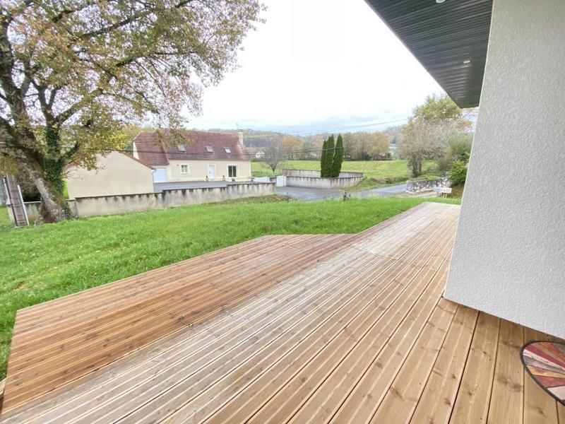 Maison - 99 m² - 5 pièces