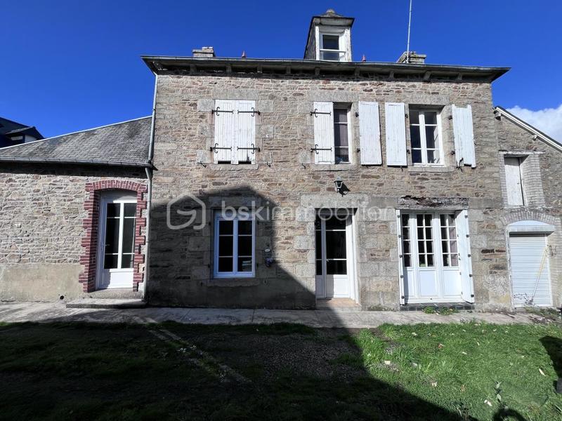 Maison en pierre - 177 m² - 6 pièces