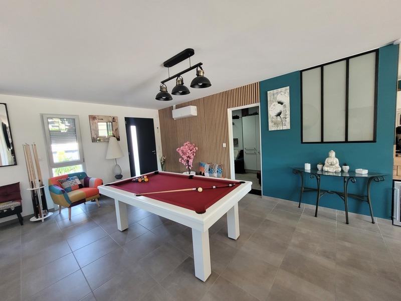 Maison - 90 m² - 5 pièces