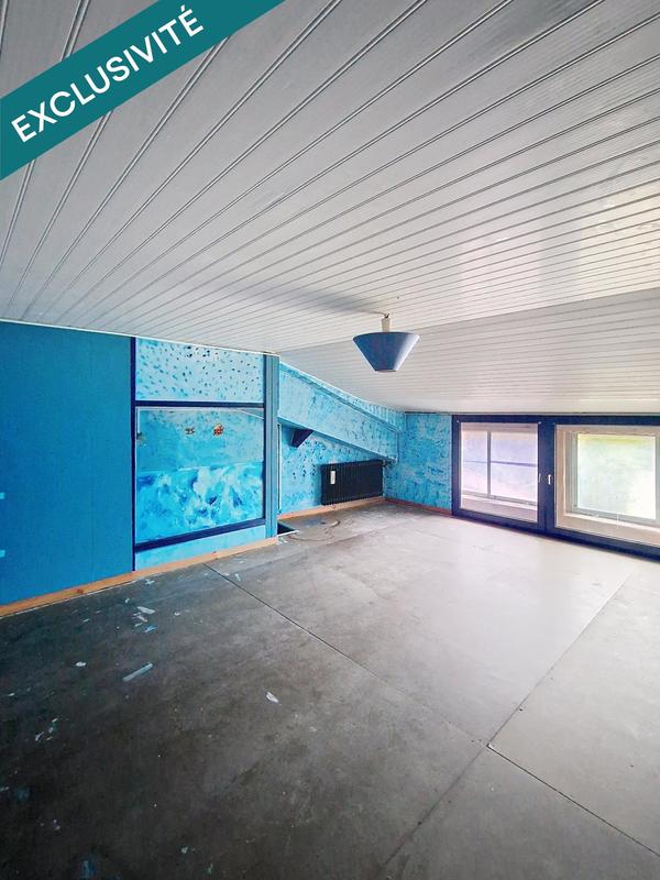 Maison - 275 m² - 9 pièces