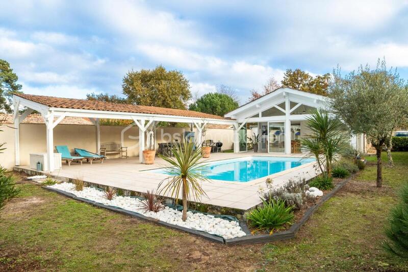 Maison - 175 m² - 6 pièces