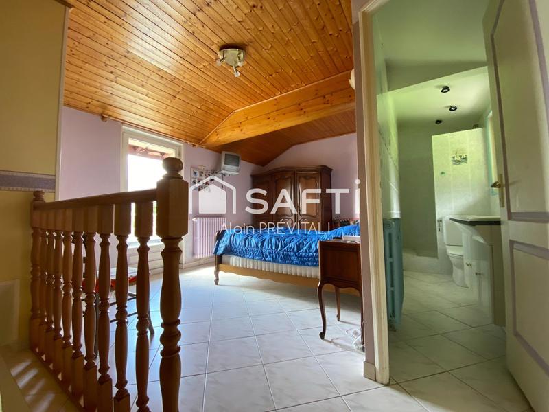 Maison - 153 m² - 8 pièces