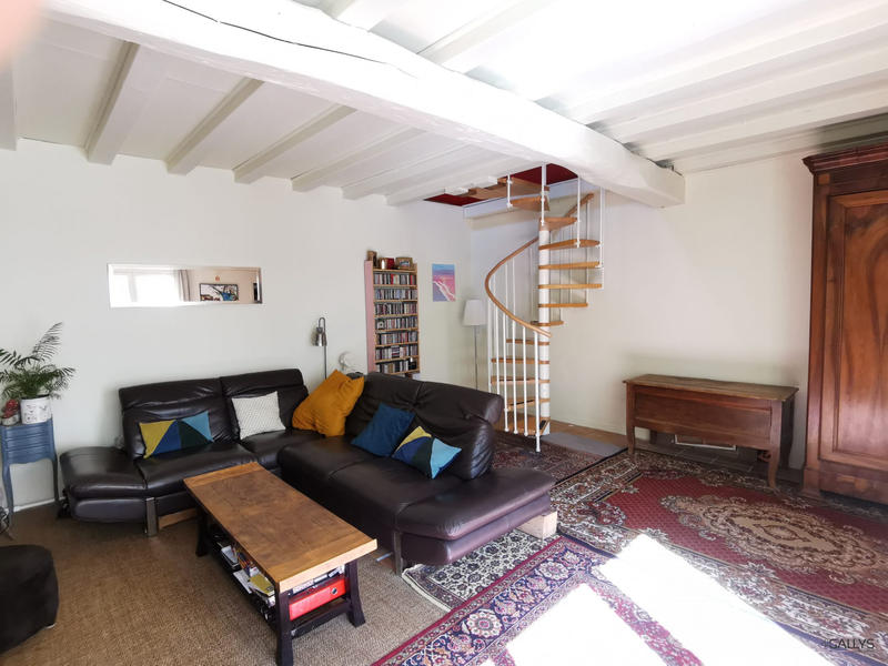 Appartement - 107 m² - 3 pièces