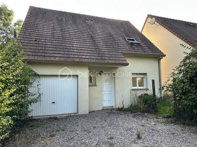 Maison traditionnelle - 92 m² - 5 pièces